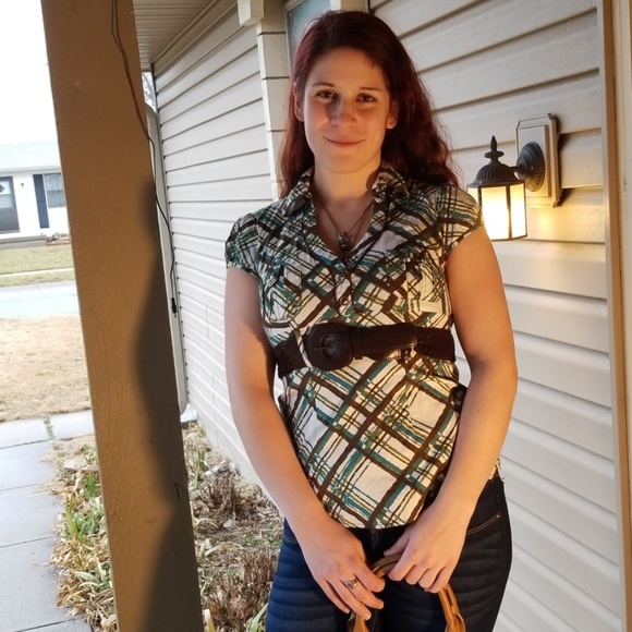 HeartSoul Tops - 🌼3 for $10🌼Size M HeartSoul belted blouse